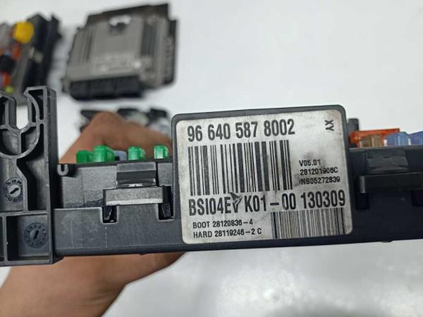 BOITIER COMPLET CITROEN BERLINGO/ PEUGEOT PARTNER 2008-2015 1.6 HDI - Vue 4